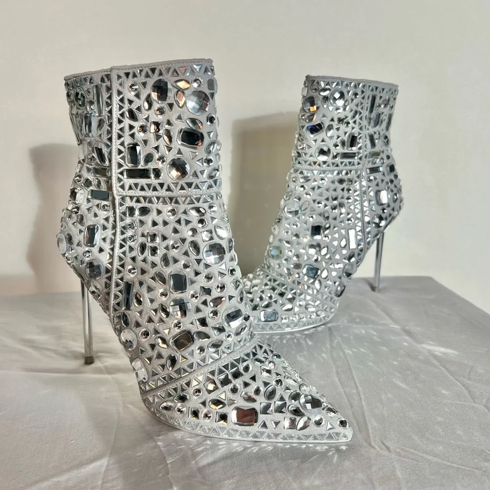 NWOT Steve Madden Crystalle Rhinestones Stilhetto Booties - Picture 4 of 12